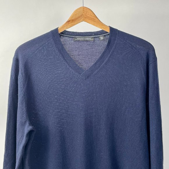 Men's Saks Fifth Avenue Extra Fine Merino Wool V Neck Sweater, Navy Blue, Size M - Picture 2 of 5